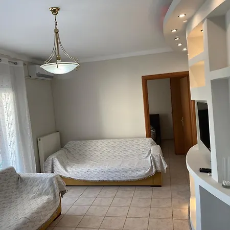 Appartement On The Néoi Epivátai