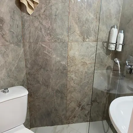 Apartment On The Neo Epivates